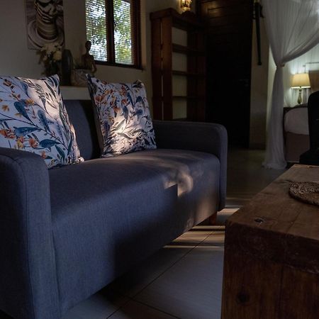 Leopard'S Lair Bush Lodge Hoedspruit Habitación foto