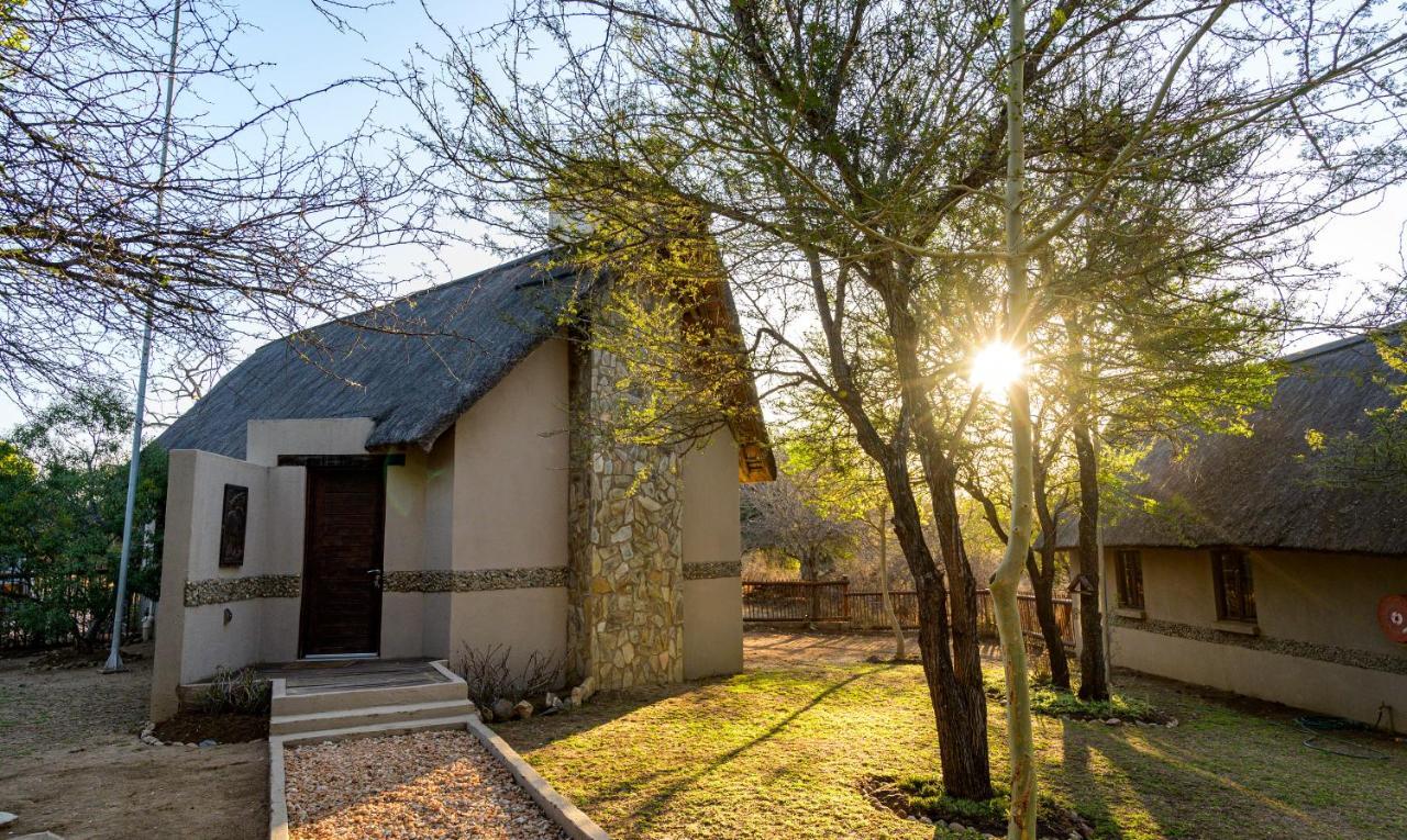 Leopard'S Lair Bush Lodge Hoedspruit Exterior foto